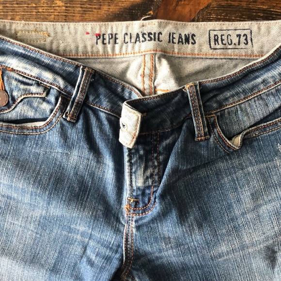 Jeans - Picture 2 of 3